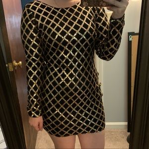 NWT Cute Gold/Black Sequin Bodycon Dress!